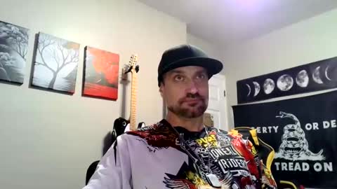 Snapshot of clintwood12 chatting on January 2025 08:59:02 PM chad online show from January 2025 08:59:02 PM