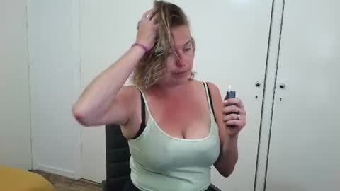 Snapshot of clittytastic chatting on July 2026 06:53:02 AM Syl online show from July 2026 06:53:02 AM