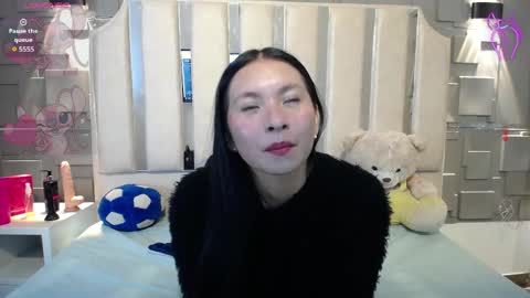 Cloe online show from April 2026 08:26:01 PM