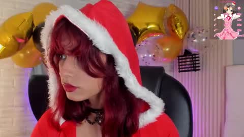 Snapshot of cloe__hills chatting on December 2024 12:02:01 PM Cloe online show from December 2024 12:02:01 PM