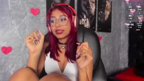 Snapshot of cloe__hills chatting on February 2025 06:04:02 PM Cloe online show from February 2025 06:04:02 PM