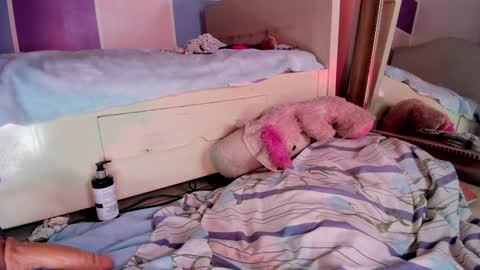 Snapshot of cloe_leeee chatting on December 2024 06:59:02 AM Cloe Leeee online show from December 2024 06:59:02 AM