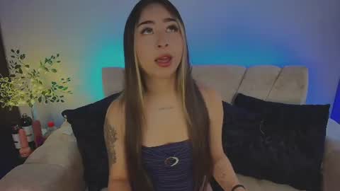 cloe_martinezz_ online show from July 2026 05:31:01 PM