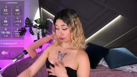 cloe_palmeer online show from February 2025 06:59:02 PM