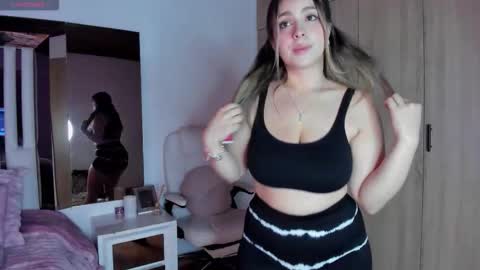 Snapshot of cloeecoopererer chatting on November 2025 11:54:01 AM cloeecoopererer online show from November 2025 11:54:01 AM