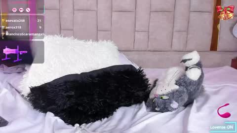 Snapshot of cloesweet1 chatting on November 2025 03:57:02 PM cloe online show from November 2025 03:57:02 PM