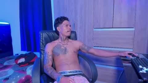 Snapshot of cloud_mckey8 chatting on February 2026 04:00:01 AM cloud_mckey8 online show from February 2026 04:00:01 AM