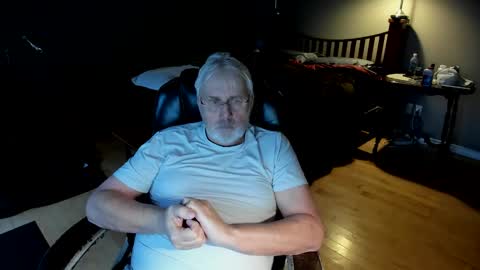 Snapshot of cloudalert62 chatting on January 2025 10:57:01 PM cloudalert62 online show from January 2025 10:57:01 PM