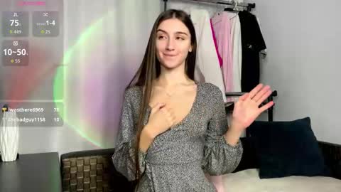 Kelly online show from November 2025 04:57:01 AM