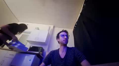 Snapshot of cloudperson chatting on November 2025 08:35:01 AM cloudperson online show from November 2025 08:35:01 AM