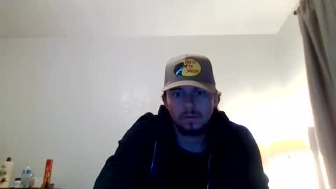 Snapshot of cloudyydayzz chatting on February 2026 11:17:01 AM tallhungandcloudy online show from February 2026 11:17:01 AM