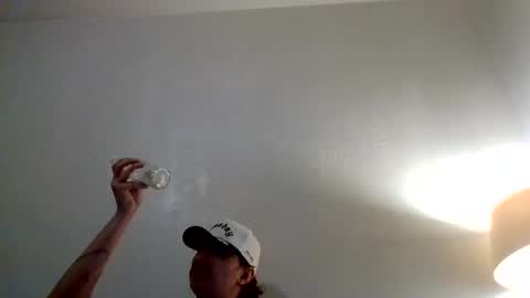 Snapshot of cloudyydayzz chatting on February 2026 11:06:02 AM tallhungandcloudy online show from February 2026 11:06:02 AM