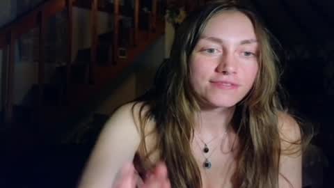 Clover online show from February 2025 08:42:01 AM