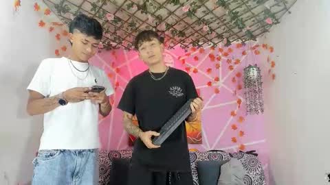 club_latinboys online show from December 2025 08:39:01 PM