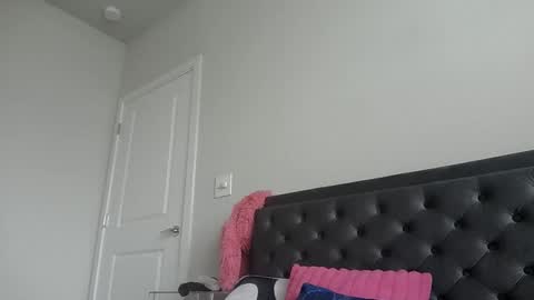 cluv777 online show from April 2026 10:23:02 PM