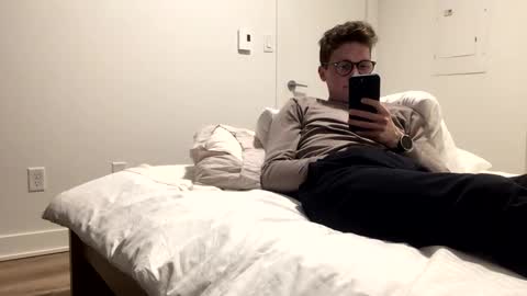 Twink Leo online show from March 2025 09:29:01 PM