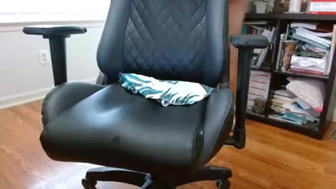 cobra19765 online show from January 2026 06:35:02 PM