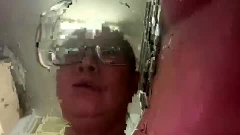 Snapshot of cocacola1668 chatting on February 2025 01:51:02 PM Cocacola1668 online show from February 2025 01:51:02 PM