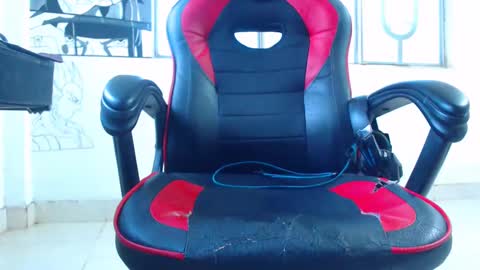 boy swinger     online show from February 2025 11:55:01 AM