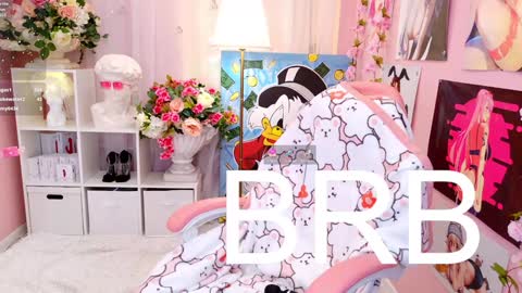 Snapshot of coconut_mia chatting on January 2025 12:03:01 AM Mia online show from January 2025 12:03:01 AM