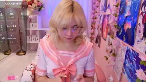 Snapshot of coconut_mia chatting on September 2025 03:04:01 PM Mia online show from September 2025 03:04:01 PM