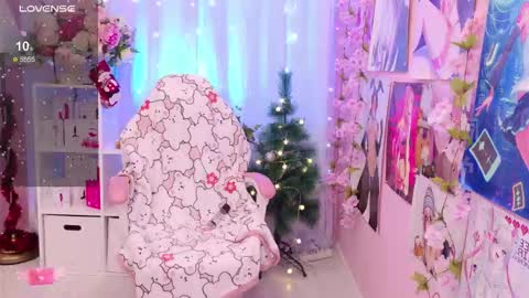 Snapshot of coconut_mia chatting on December 2025 03:09:02 PM Mia online show from December 2025 03:09:02 PM