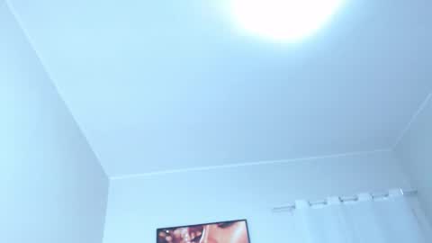 Snapshot of coconutt_oil chatting on February 2026 09:08:01 AM coconutt_oil online show from February 2026 09:08:01 AM