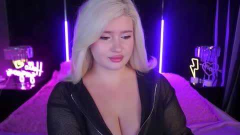 onlyfans amyleyy online show from October 2025 06:56:02 AM