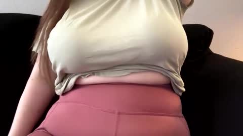 TheGoddessCodie online show from April 2026 09:04:01 PM