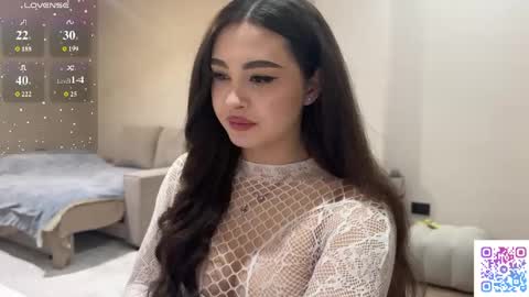 Snapshot of coffee_wihtout_milk chatting on May 2026 01:23:02 AM Yumi online show from May 2026 01:23:02 AM