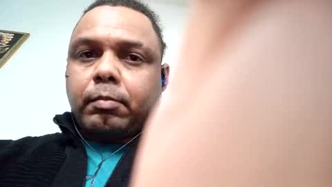 Snapshot of cojroymnamqm chatting on October 2025 12:28:01 PM cojroymnamqm online show from October 2025 12:28:01 PM