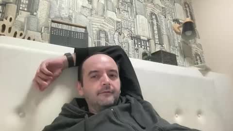 colambus83 online show from March 2026 07:43:02 PM