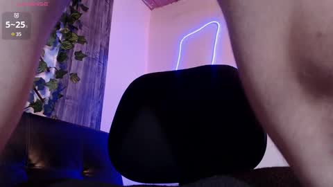 Snapshot of colby_scott chatting on January 2025 07:06:01 AM Colby Scott online show from January 2025 07:06:01 AM