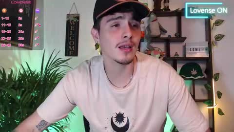 Snapshot of colby_scott chatting on October 2025 11:43:01 PM Colby Scott online show from October 2025 11:43:01 PM