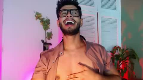 Colby online show from November 2025 08:19:02 PM