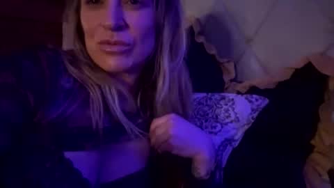 coldhearted69buthot online show from December 2025 05:24:02 AM