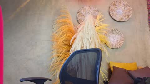 Snapshot of colethunder chatting on December 2024 07:32:02 PM ColeThunder online show from December 2024 07:32:02 PM