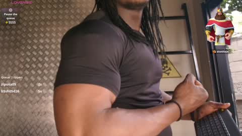 Snapshot of colethunder chatting on January 2025 07:35:01 PM ColeThunder online show from January 2025 07:35:01 PM