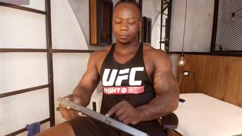 Snapshot of colethunder chatting on March 2025 07:38:01 PM ColeThunder online show from March 2025 07:38:01 PM