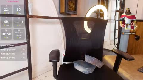 Snapshot of colethunder chatting on March 2025 10:34:02 PM ColeThunder online show from March 2025 10:34:02 PM