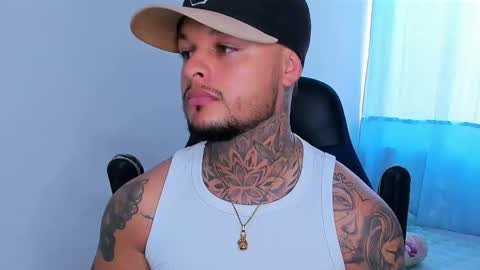 colin_fox1 online show from March 2026 08:01:01 PM