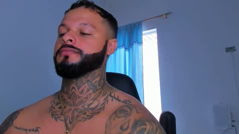 colin_fox1 online show from March 2026 05:01:02 PM