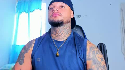 colin_fox1 online show from April 2026 03:28:01 PM