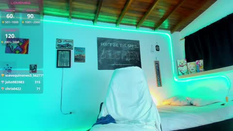 Snapshot of colin_stone chatting on January 2025 12:38:01 AM colin_stone online show from January 2025 12:38:01 AM