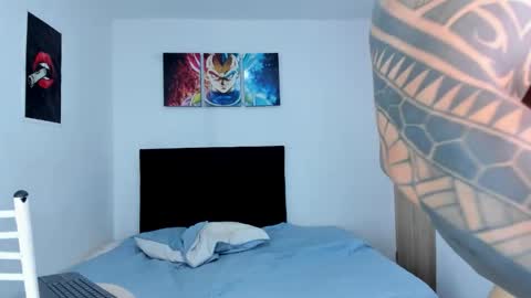 college_muscle_ass online show from April 2026 01:41:01 PM