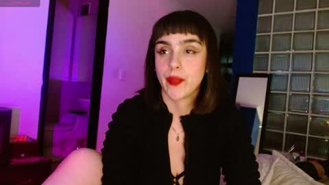 Collette online show from December 2024 09:22:01 PM