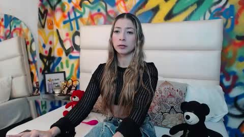 Snapshot of collins_aria chatting on January 2026 03:17:01 PM valentina online show from January 2026 03:17:01 PM