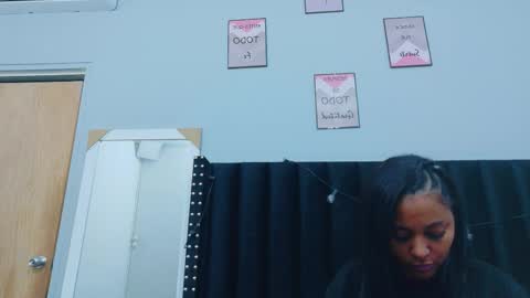 Snapshot of colombia_mommy_ chatting on November 2025 12:37:01 PM GRETCHEN online show from November 2025 12:37:01 PM