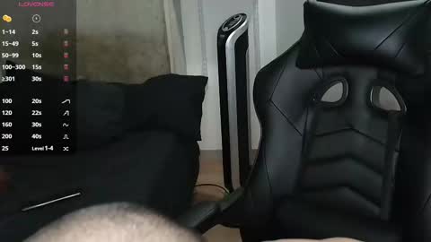 Snapshot of colombianmuscle8 chatting on December 2024 01:45:01 AM colombianmuscle8 online show from December 2024 01:45:01 AM