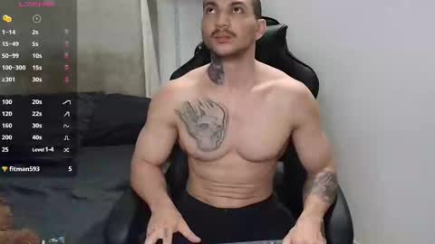 Snapshot of colombianmuscle8 chatting on January 2025 04:08:02 AM colombianmuscle8 online show from January 2025 04:08:02 AM